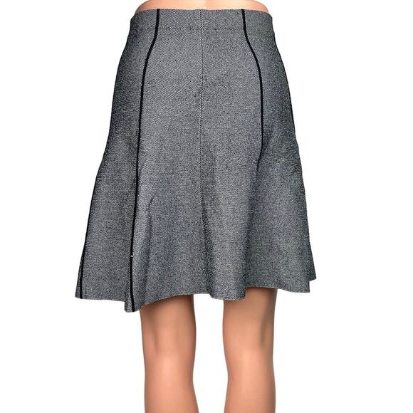 Zara Basic Black Tweed Striped High Waisted Pleated A Line Mini Skirt Size XS - Picture 2 of 6